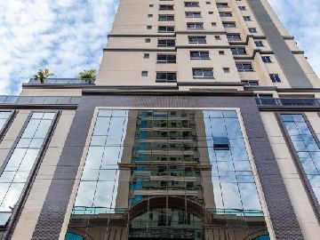 Apartamento a Venda Permuta no Centro de Balne�rio Cambori� com 3 ou 4 Suites e At� 3 Vagas de Garagem e Lazer super completo