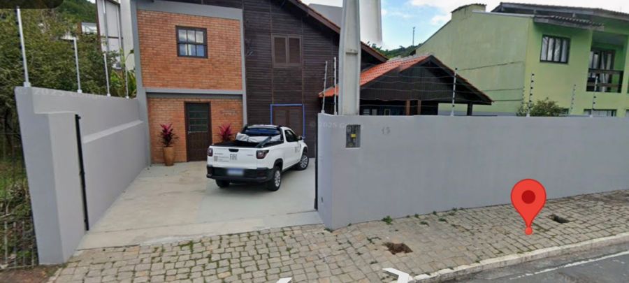 Casa - Venda - Praia dos Amores - Balne�rio Cambori� - SC