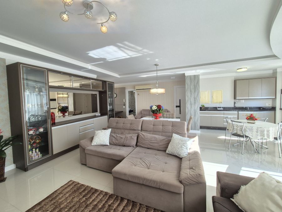 Apartamento Alto Padrão - Aluguel - Centro - Balneário Camboriú - SC